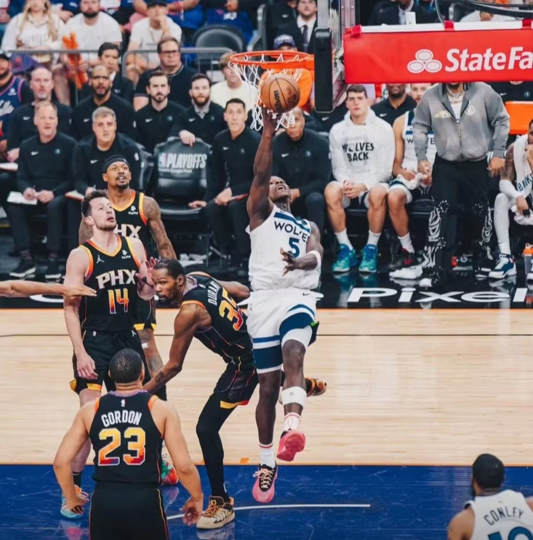 湖人B队横扫美国男篮，杜兰特制霸全场