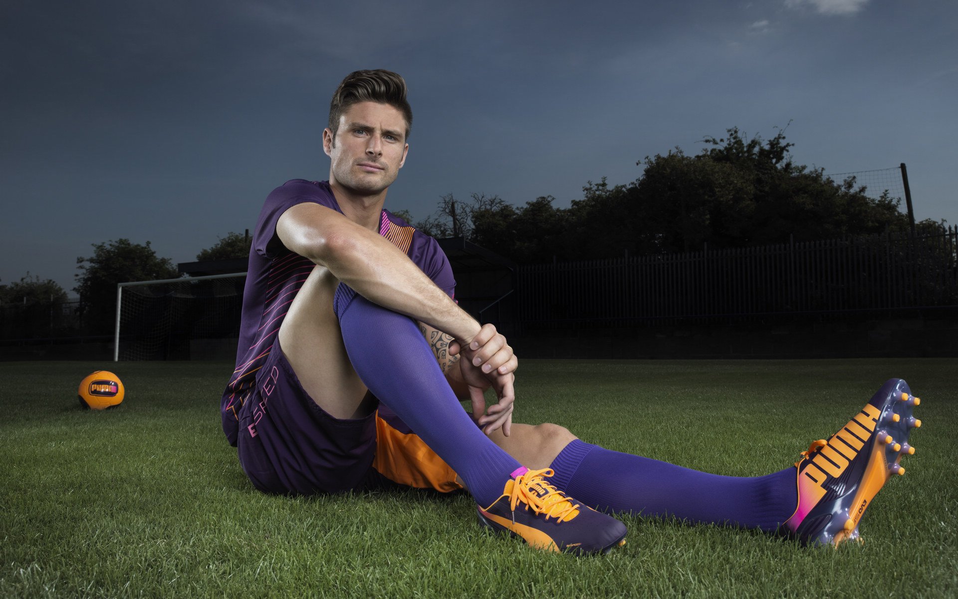 奥亚尔萨瓦尔,从阴影到聚光灯,美加墨世界杯的逆袭交响由他执棒